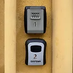 Apartamento Alexas Rooms- Centro -10 Min Dal Mare *
