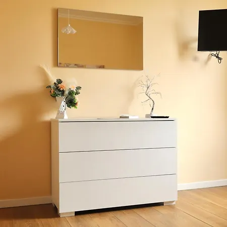 Alexas Rooms- Centro -10 Min Dal Mare Appartamento Crotone