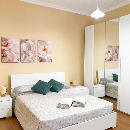 Alexas Rooms- Centro -10 Min Dal Mare Appartamento