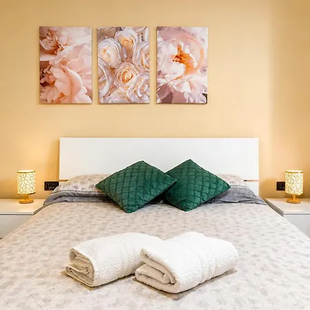 Appartamento Alexas Rooms- Centro -10 Min Dal Mare *