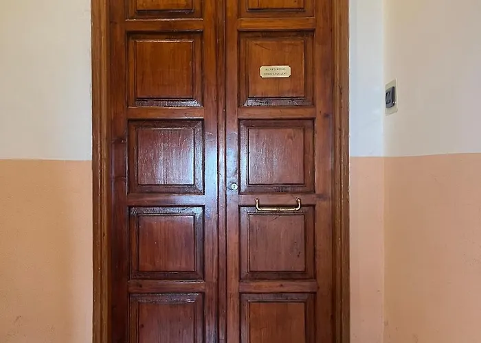 דירה Alexas Rooms- Centro -10 Min Dal Mare *